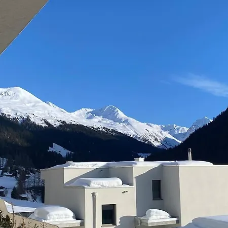 Deluxe Alpine Chic Private For Wef 2025